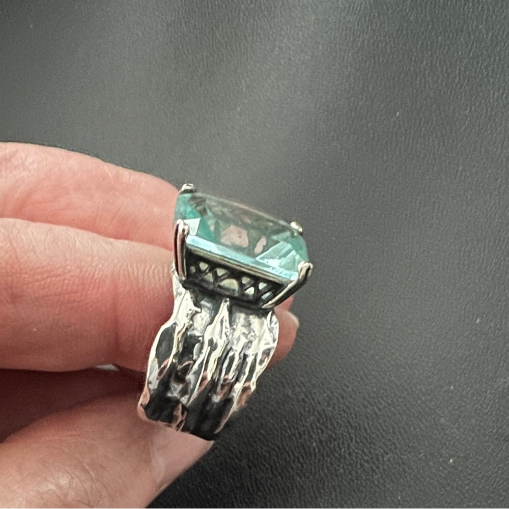 Silpada r1608 Silver Ring with aqua Gemstone